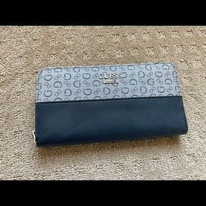 Guess Wallet